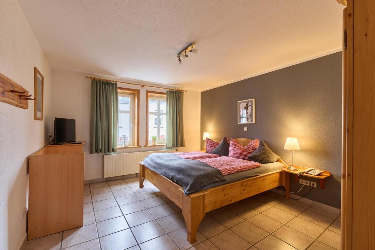 Landhotel Brauner Hirsch Kammerforst المظهر الخارجي الصورة